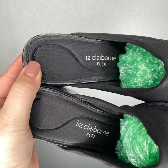 Liz Claiborne | Black Slip On Comfort Heels Block 8.5 - Picture 4 of 6